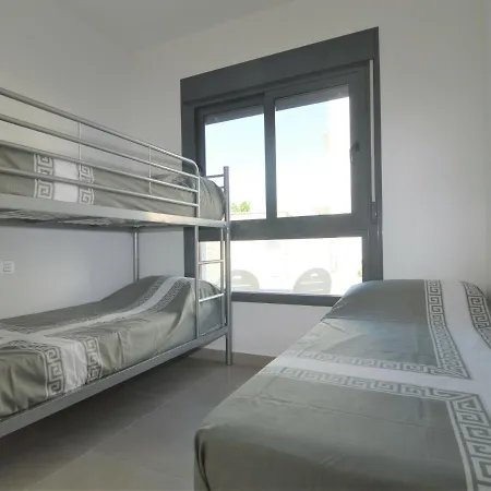 Modern With Two Terraces And A Shared Swimming Pool Apartman